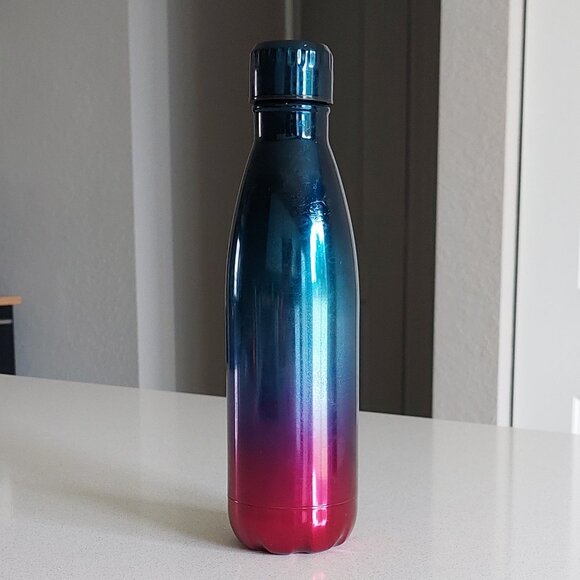 Manna 17 oz Double Wall Stainless Steel Red/Blue Ombre Water Bottle - Picture 4 of 12